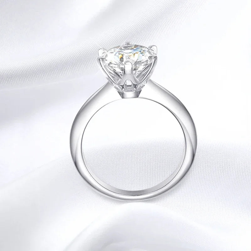 MOISSANITE COLLECTION: Betty- 1.5ct Moissanite Ring in Sterling Silver